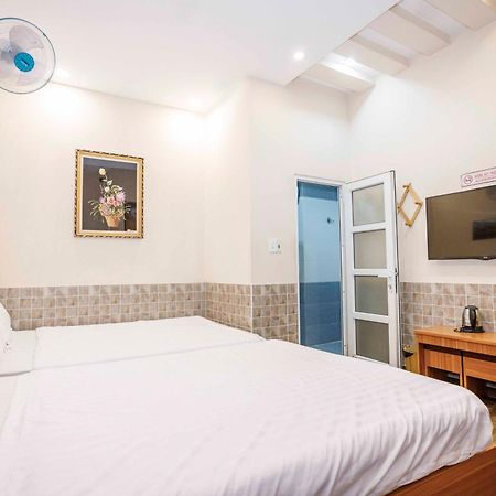 Thanh Anh 2 Hotel - Gan Cho Dem Далат Экстерьер фото