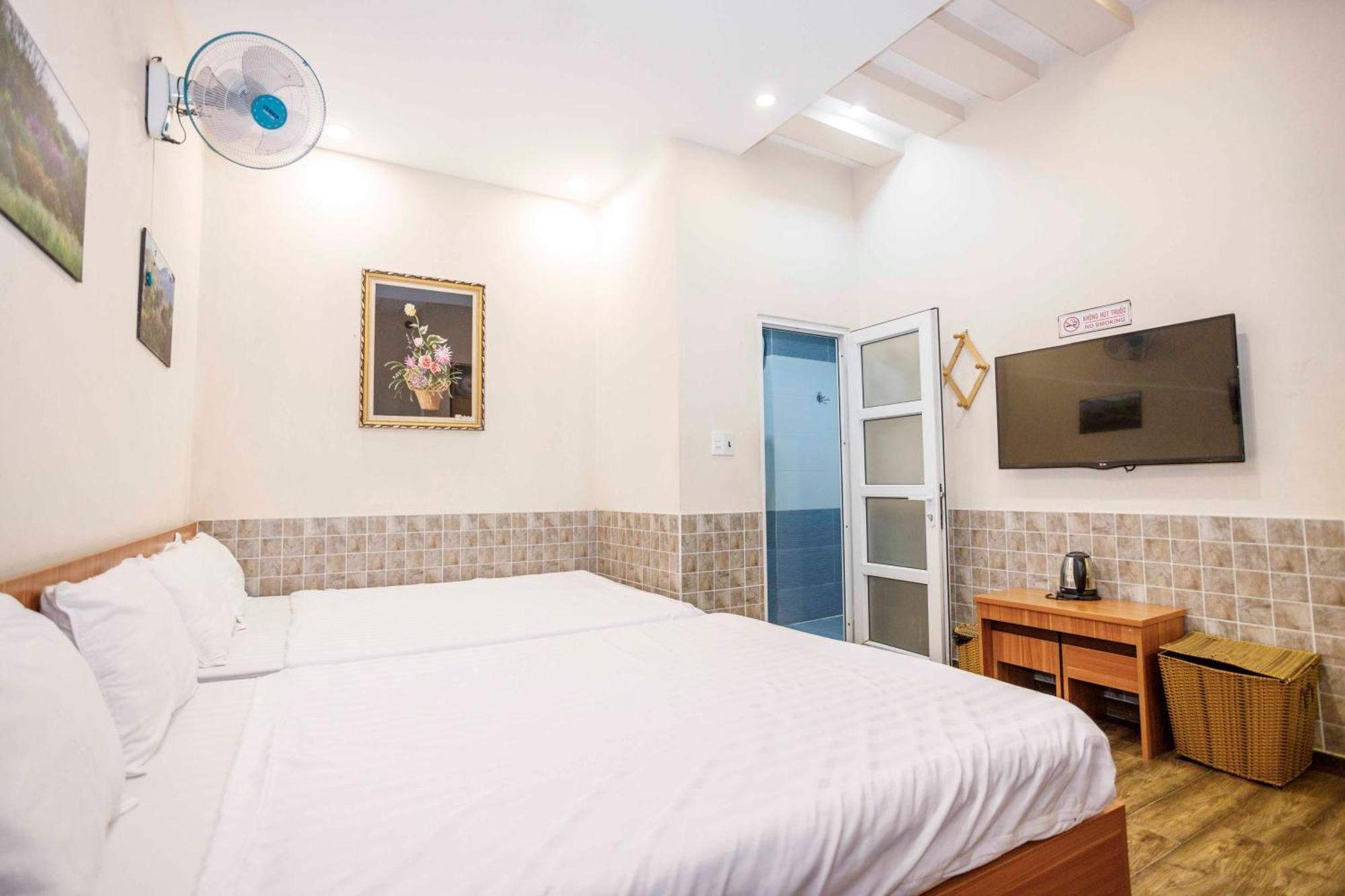 Thanh Anh 2 Hotel - Gan Cho Dem Далат Экстерьер фото
