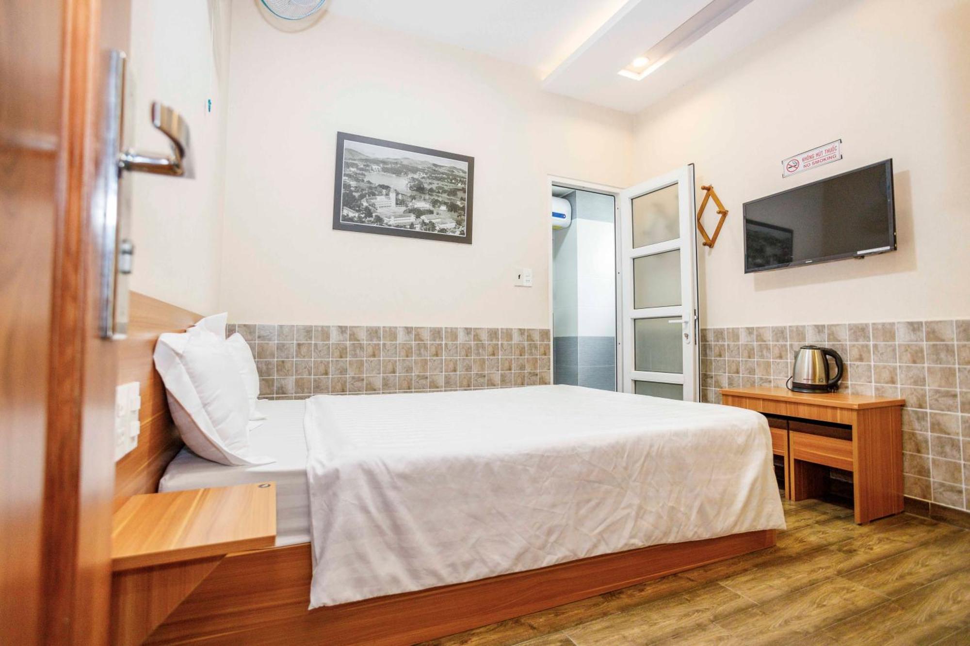 Thanh Anh 2 Hotel - Gan Cho Dem Далат Экстерьер фото