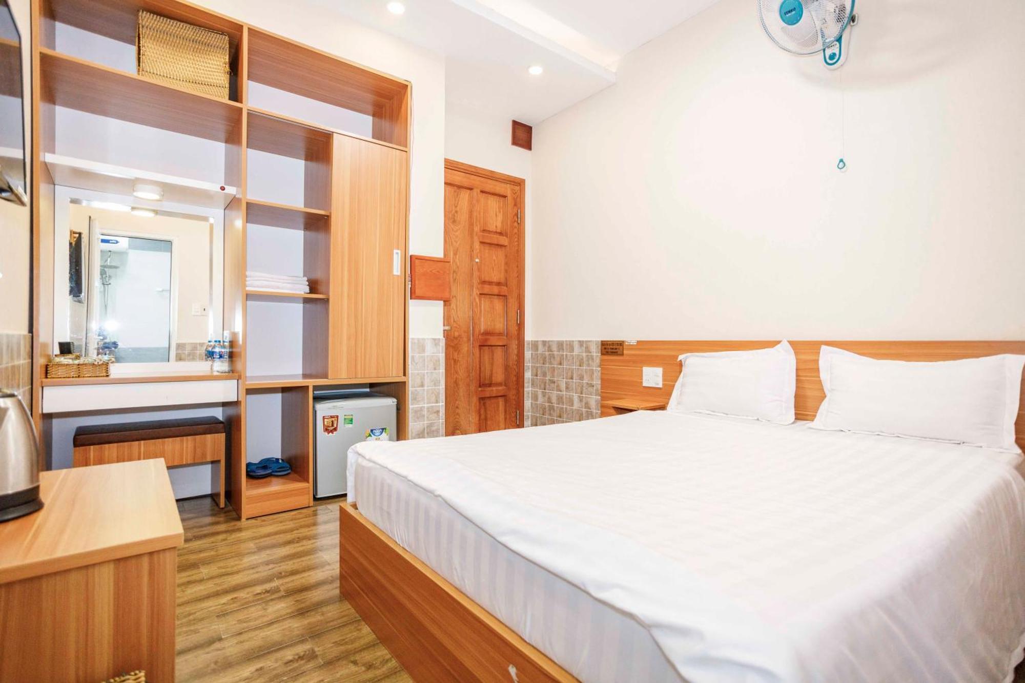 Thanh Anh 2 Hotel - Gan Cho Dem Далат Экстерьер фото